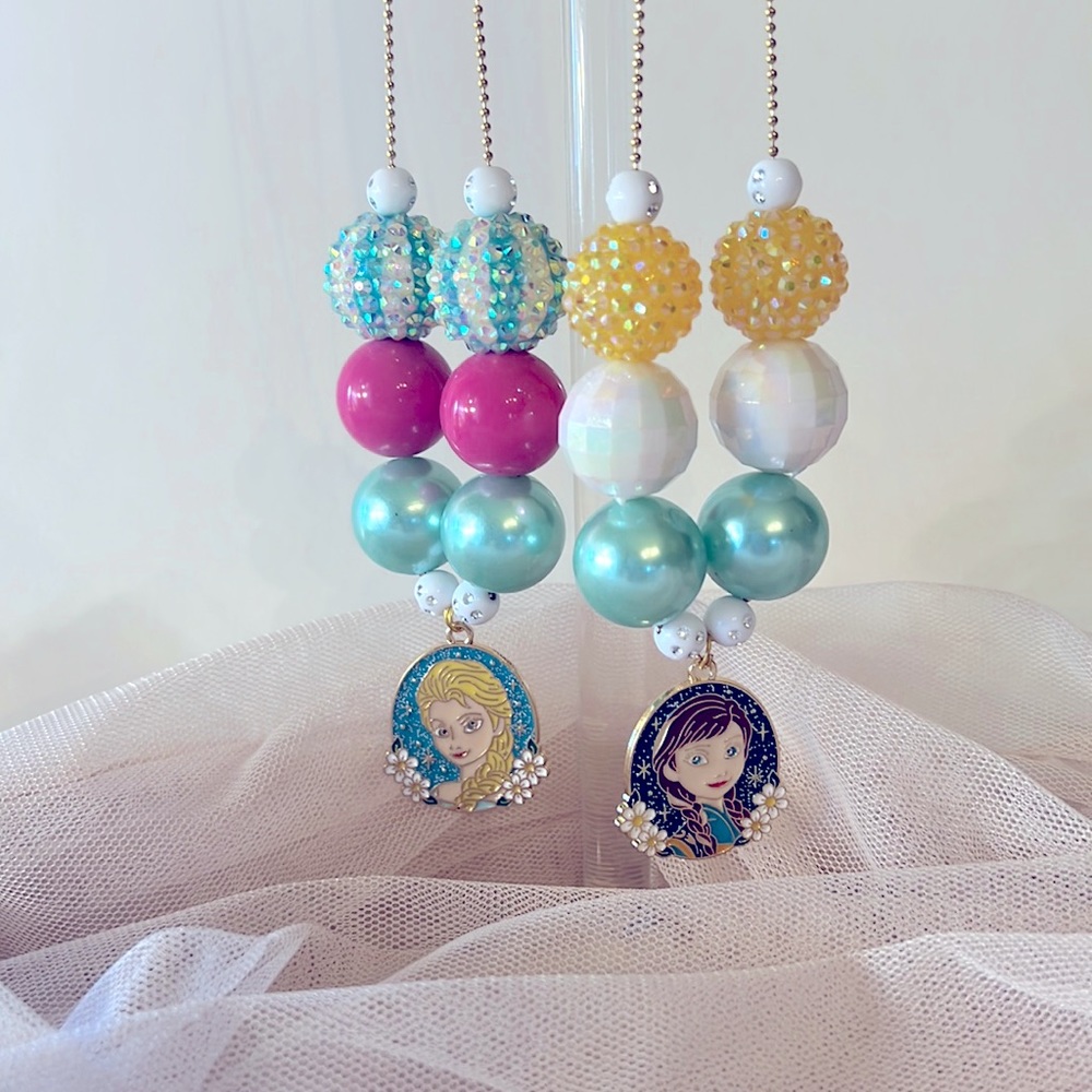 ❤️‍🔥🎉HOST PICK❤️‍🔥🎉 Bundle Princess Gum Ball Gold Tone Ball Chain Necklaces